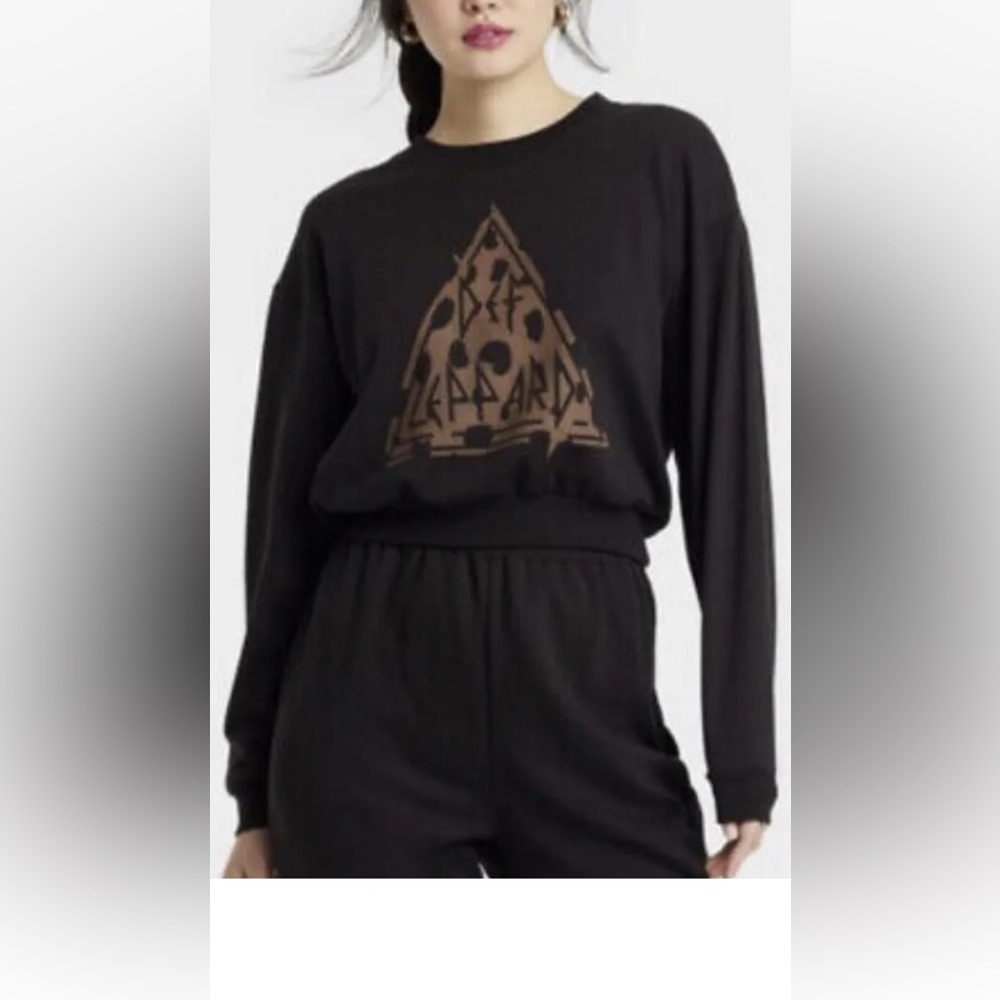 Women's Def Leppard Cropped Black Sweatshirt NWT